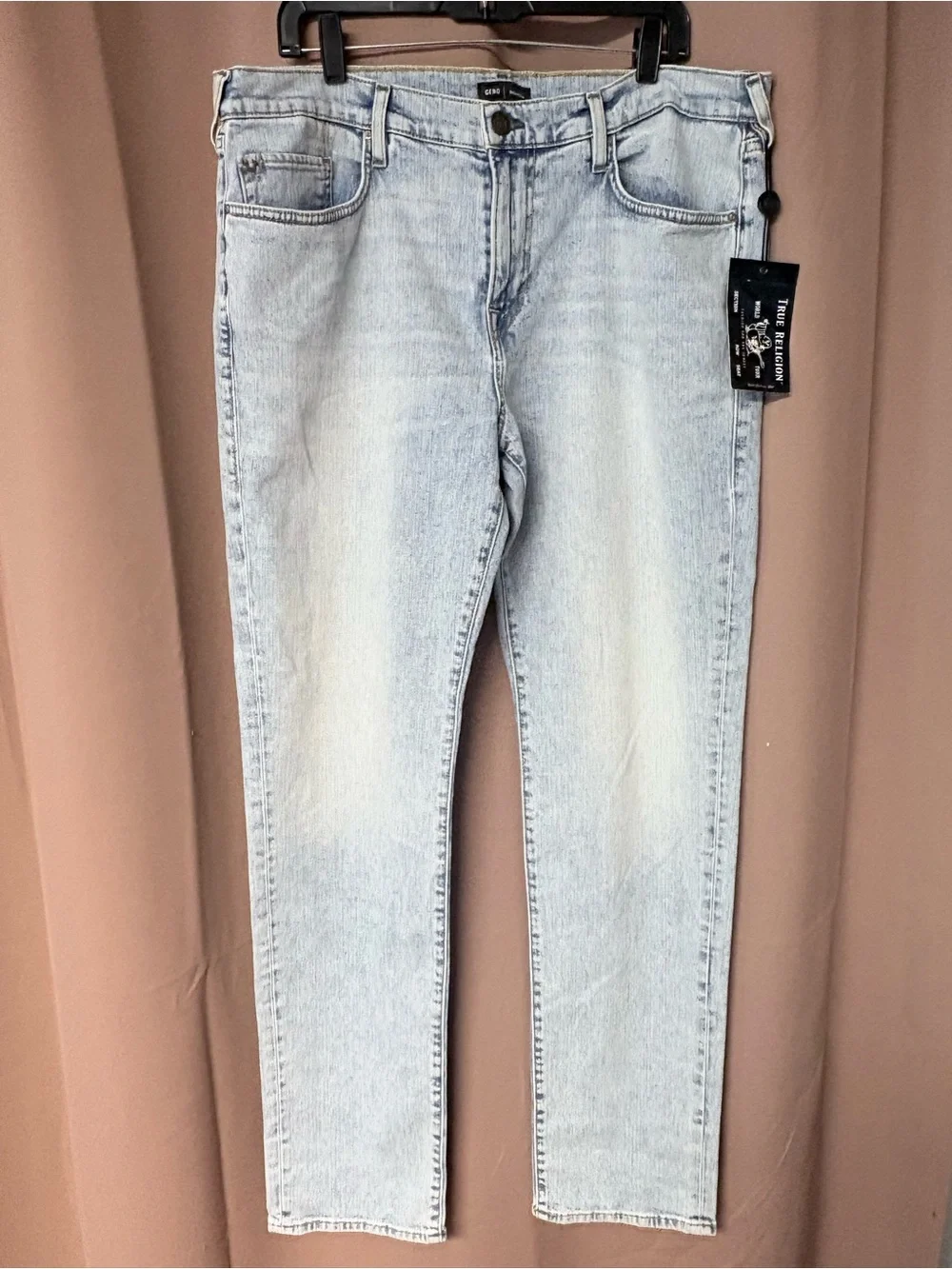NEW TRUE RELIGION, MENS 38Wx32L, GENO Relaxed Slim LIGHT BLOSSOM WASH JEANS-NWT